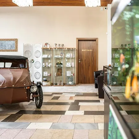 Fontana Hotel 3*
