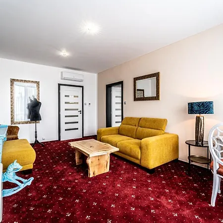 Fontana 3*